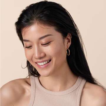 Catrice | Soft Glam Filter Fluid | Luminous Make Up Base & Highlighter for Radiant Complexion | With Vitamin E & Squalene | Vegan & Cruelty Free (20 | Light - Medium)