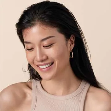 Catrice | Soft Glam Filter Fluid | Luminous Make Up Base & Highlighter for Radiant Complexion | With Vitamin E & Squalene | Vegan & Cruelty Free (20 | Light - Medium)