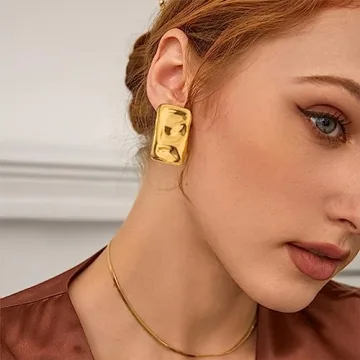 Stylish Chunky Gold Rectangle Earrings for Women