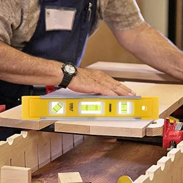 DOWELL Magnetic Box Level: Compact & Functional Tool