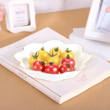 Elegant Gold Flower Design Plate for All Occasions