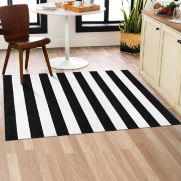 Collive Black and White Outdoor Rug 3' x 5' for Entryway