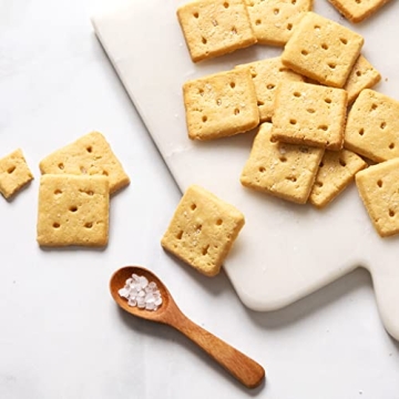 HighKey Sea Salt Crackers - Keto Friendly Snack Option