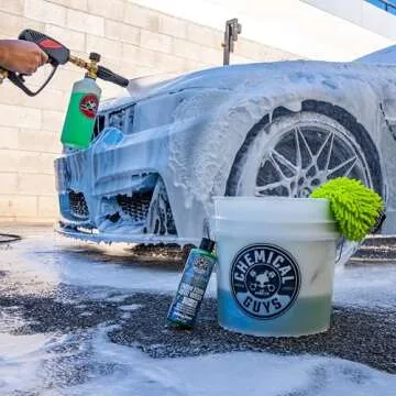 Chemical Guys CWS_110_16 Honeydew Snow Foam Car Wash Soap (Works with Foam Cannons, Foam Guns or Bucket Washes) Safe for Cars, Trucks, Motorcycles, RVs & More, 16 fl oz, Honeydew Scent