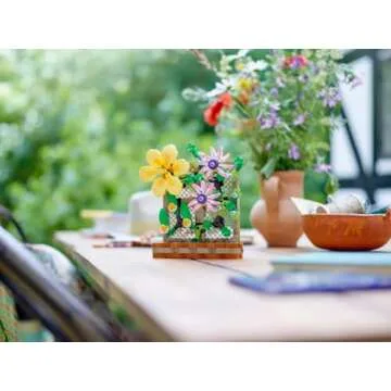 LEGO Flower Trellis Display 40683 - Spring Floral Home Decor Set with Vibrant Blooms and Trellis Detailing for Kids and Adults (440 pcs)