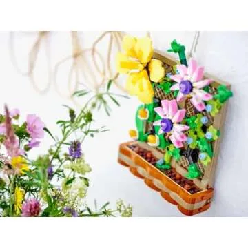 LEGO Flower Trellis Display 40683 - Spring Floral Home Decor Set with Vibrant Blooms and Trellis Detailing for Kids and Adults (440 pcs)