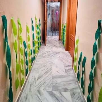 Premium Emerald Green Crepe Paper Streamer - 81 ft (1 Pc) - Perfect for Birthdays, Weddings, and Events