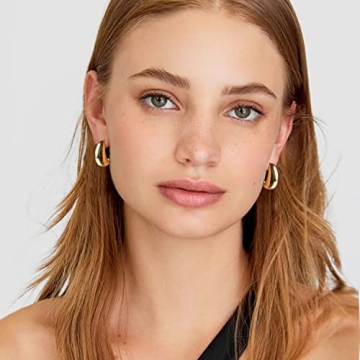 YeGieonr Chunky Gold Hoop Earrings for Women, Lightweight Stainless Steel Teardrop Open Hoops with 18K Real Gold Plated, Hypoallergenic Earrings Trendy Jewelry for Women