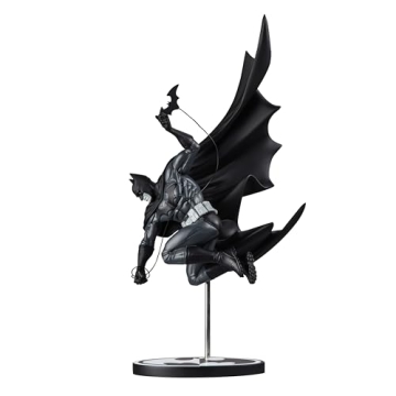 McFarlane Toys Batman by Inhyuk Lee 1:10 Scale Resin Statue