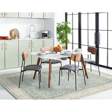 SAFAVIEH Kenya Collection Area Rug - 6' x 9', Ivory & Blue, Hand-Knotted Oriental Medallion Wool, Ideal for High Traffic Areas in Living Room, Bedroom (KNY638A)