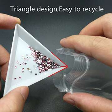 BCQLI 20pcs White Triangle Bead Sorting Trays, Magical Tray for Rhinestones for Flipping Flatback Rhinestones