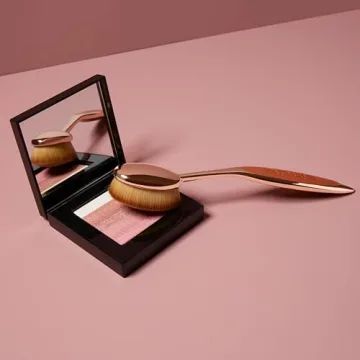 Artis Elite Oval 7 Brush - Luxury Makeup Applicator