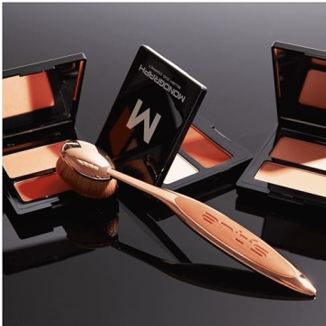 Artis Elite Oval 7 Brush - Luxury Makeup Applicator