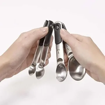 OXO Good Grips Measuring Spoons with Magnetic Snaps