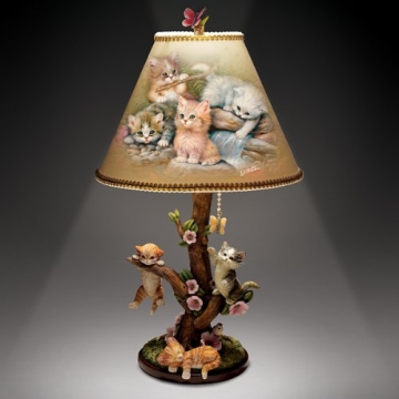 Adorable Country Kitties Lamp for Cat Lovers