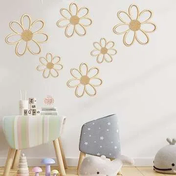 Thyle 6 Pcs Daisy Wall Decor Wooden Daisy Wall Art Flowers Signs Hanging Plaque for Home Nursery Bedroom Farmhouse Bathroom Decorations Housewarming Gifts(Wood Color)