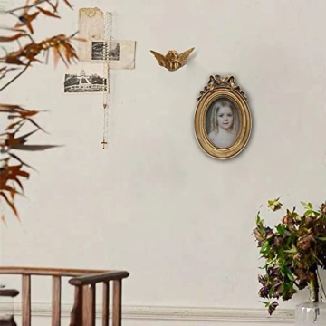 Vintage Ornate 2.5x3.5 Picture Frame for Memories