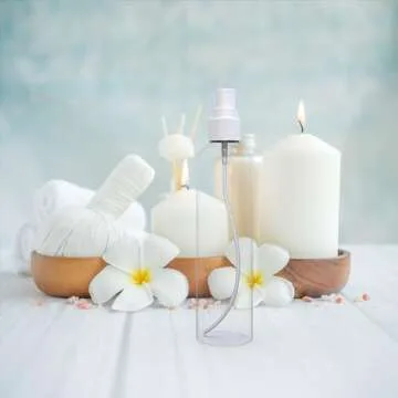 BRIGHTFROM Fine Mist Spray Bottles 8 OZ, Empty Refillable Containers - Essential Oils, Disinfectant Spray, Water 2 PACK (Clear, White Mist)