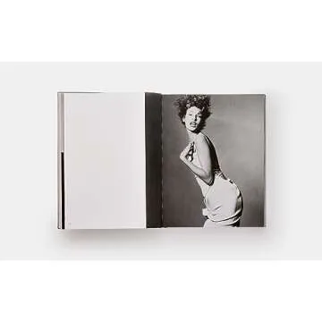 Linda Evangelista Photographed by Steven Meisel