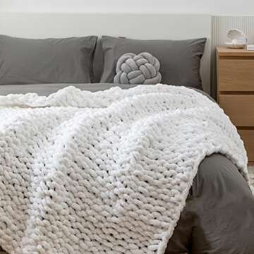 Handwoven Chunky Knit Throw Blanket for Cozy Home Decor