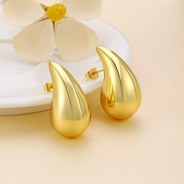 Gold Teardrop Earrings for Stylish Comfort and Elegance