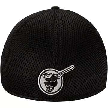 New Era Padres Black Neo 39Thirty Stretch Fit Cap