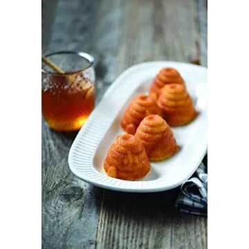 Nordic Ware 90777 Beehive Cakelets Pan, 3-Cup, Toffee