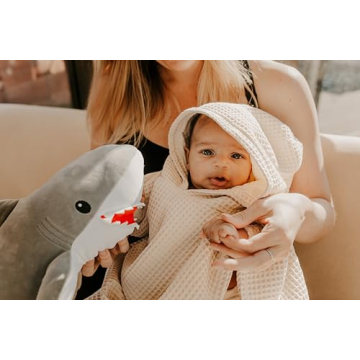 Jade&Kai Kids Hooded Towel - Soft, Stylish, Versatile