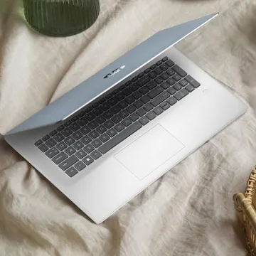 HP 17 Laptop with 17.3" Touchscreen and 1TB SSD