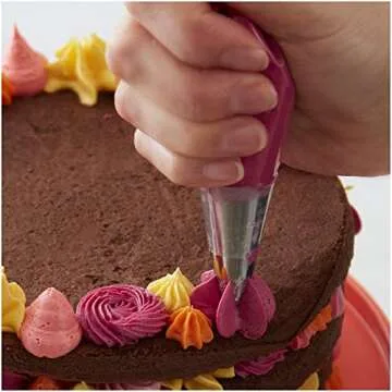 Wilton 12-Inch Disposable Decorating Bags – 24 Count