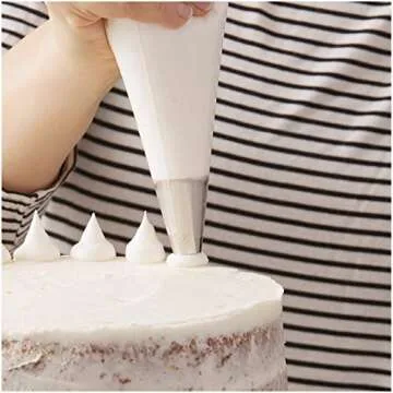 Wilton 12-Inch Disposable Decorating Bags – 24 Count