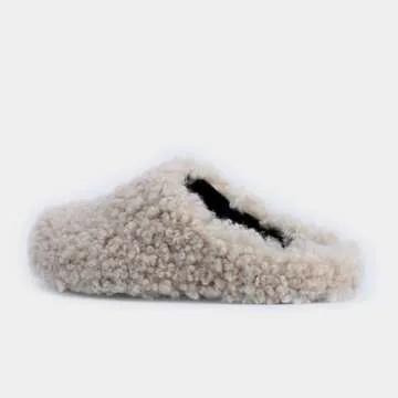 XOBZJH Beige Real Wool Clogs For Women 2024 Trendy,Slip on Slides Sandals,Shoes Women's Mules & Clogs Comfortably,Fashion Cute Ladies Flat Luxury Winter Wool Slippers