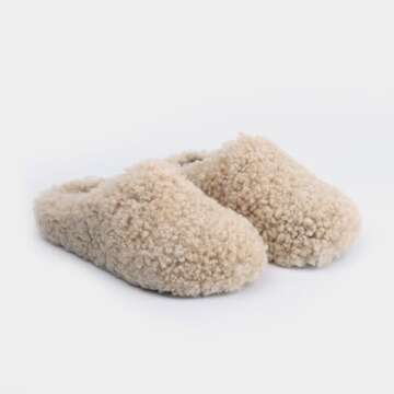 XOBZJH Beige Real Wool Clogs For Women 2024 Trendy,Slip on Slides Sandals,Shoes Women's Mules & Clogs Comfortably,Fashion Cute Ladies Flat Luxury Winter Wool Slippers