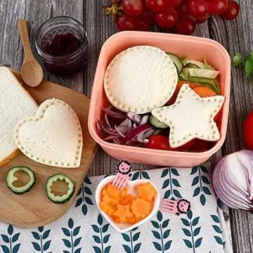 Sandwich Cutter Set with Vegetable Mini Cutters for Kids