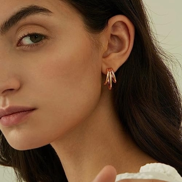 Chunky Gold Hoop Earrings for Women - Elegant and Lightweight