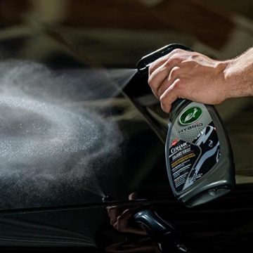 Turtle Wax Spray Wax for Black Cars - Lasting Shine and Protection