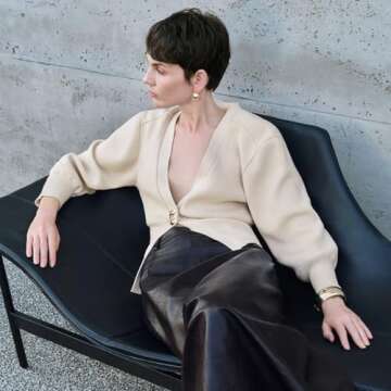 URBAN REVIVO Women Knitted Cardigans Long Sleeve V-Neck Lightweight Sweater One Leaf Button Down Outwear