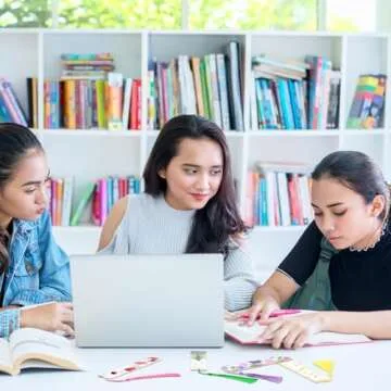 Dried Flower Resin Bookmarks - Handmade Floral Page Markers