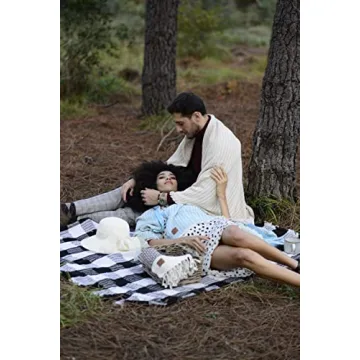 Gold CASE 100% Recycled Cotton Throw Blanket - Beige