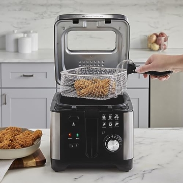 West Bend Deep Fryer with Adjustable Temperature Control 3-Liter