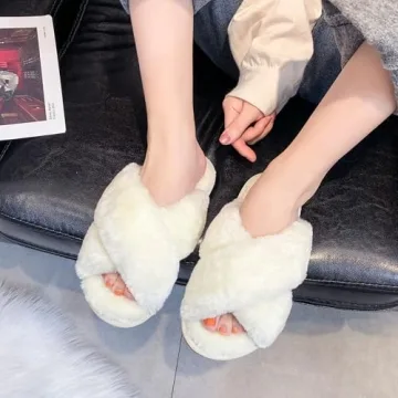 Chic Crazy Lady Plush Fuzzy Slippers for Women
