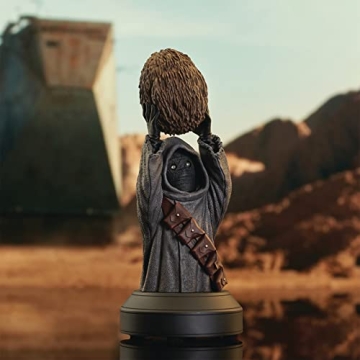 Star Wars Jawa Bust with Mudhorn Egg – Limited Edition Collectible