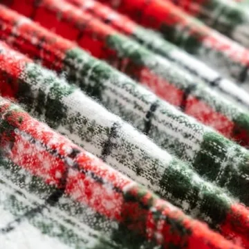 Quinnsus Red Plaid Christmas Throw Blanket Faux Cashmere