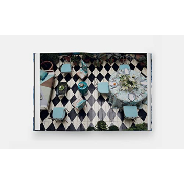 Blue and White Done Right - A Must-Have Decor Book