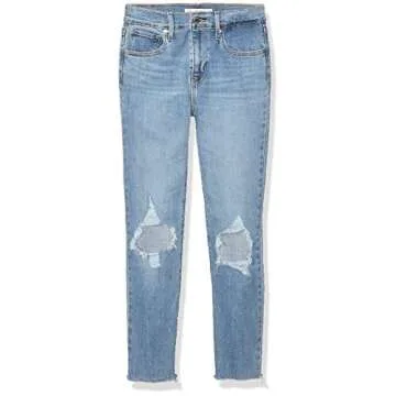 Levi's Women's 724 High Rise Straight Crop Jeans, Good Measure, 34 (US 18)