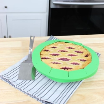 Cornucopia Silicone Pie Crust Shields 2-Pack Adjustable Green