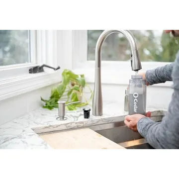 O-Cedar ProMist MAX Spray Mop, PMM with 2 Extra Refills, Red