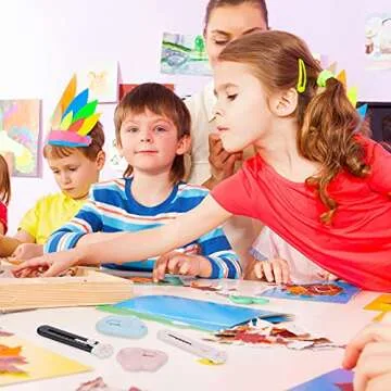 12 Pieces Cute Box Cutter Utility Retractable Knives, 6 Cartoon Cat Claw Box Cutters Pointed, 6 Cloud Pointed Cute Cardboard Cutter Razor Knife Smooth Pointed Mechanism for Office and Home Use