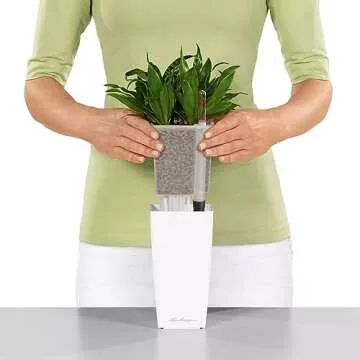 Lechuza Cubi Premium 9 Planter with Water Level Indicator, Mini, White High-Gloss