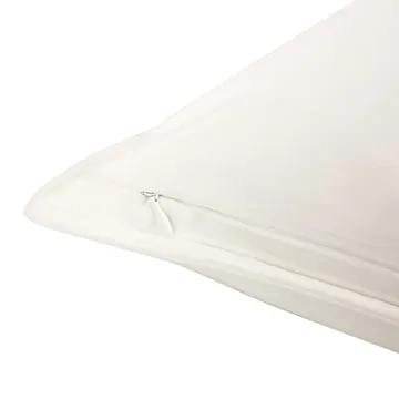 Luxurious Velvet Pillow Cover for Stylish Home Decor